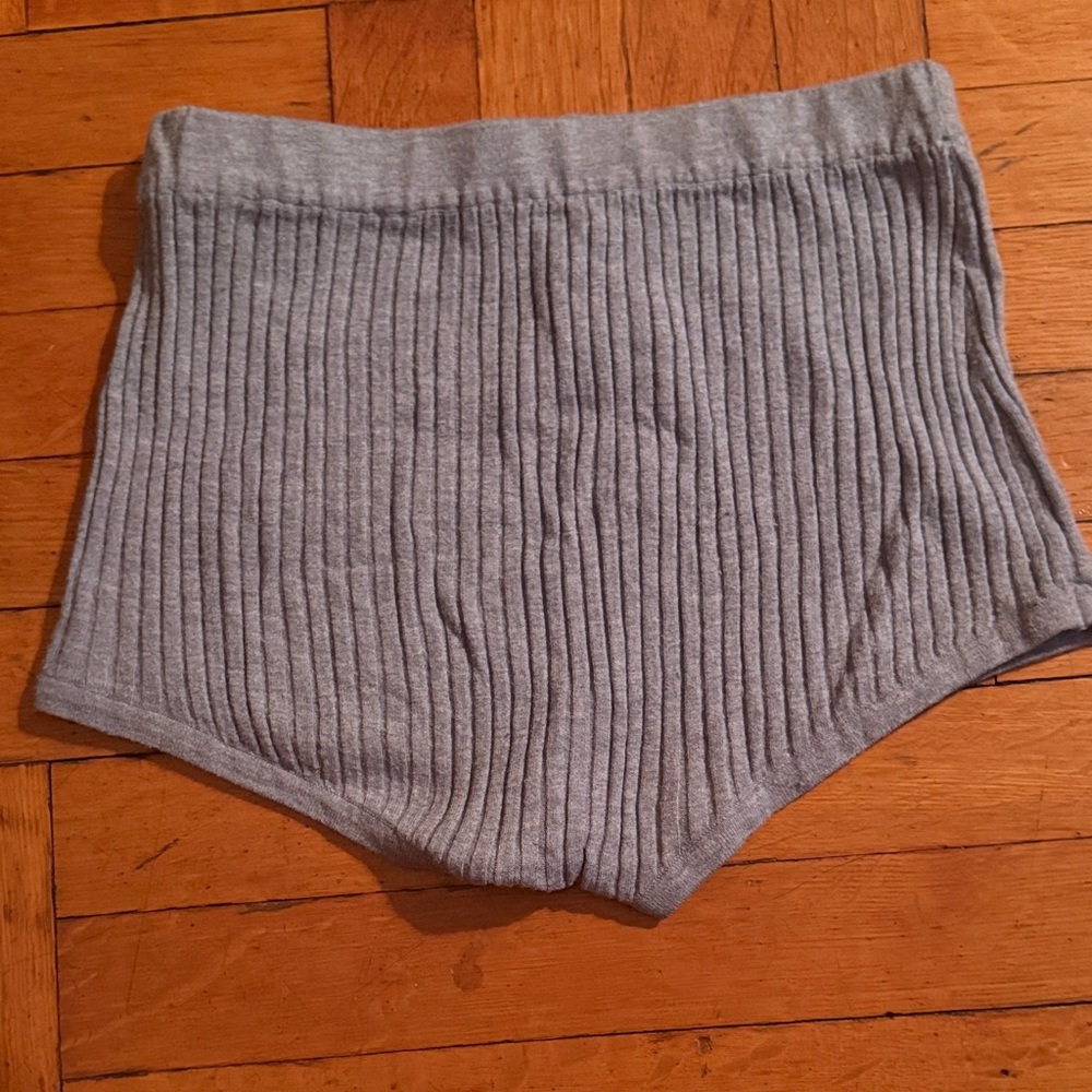 Live The Process Gray Ribbed Shorts - Picture 4 of 4